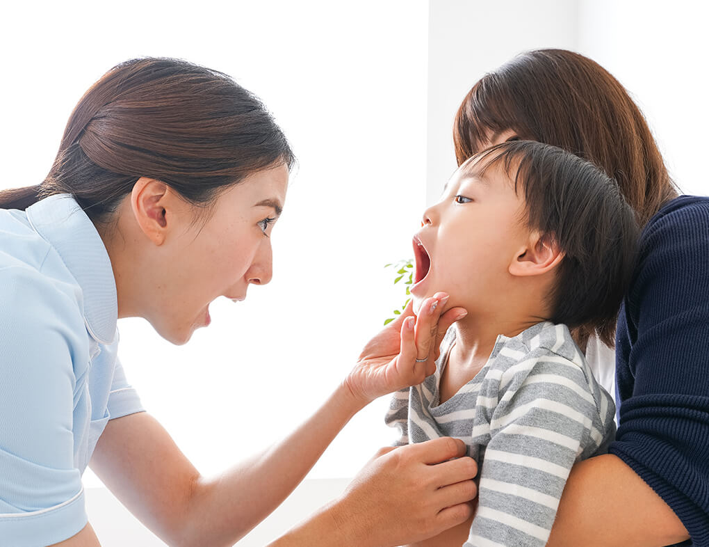お口の成長と健康をつくる子どもの治療