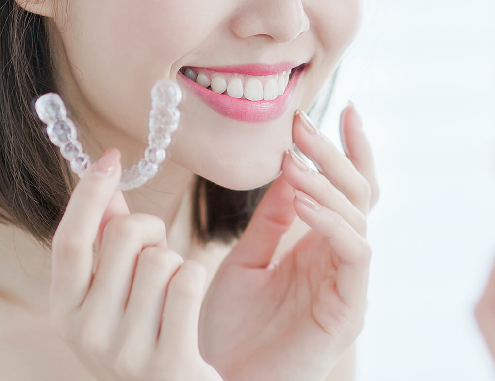 美しい笑顔をつくる一生ものの歯並び治療